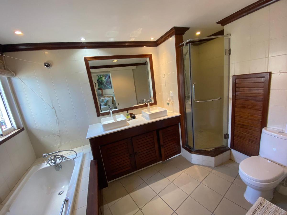 Grand Baie Beach Penthouse 外观 照片