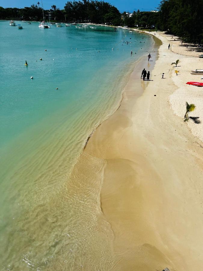 Grand Baie Beach Penthouse 外观 照片