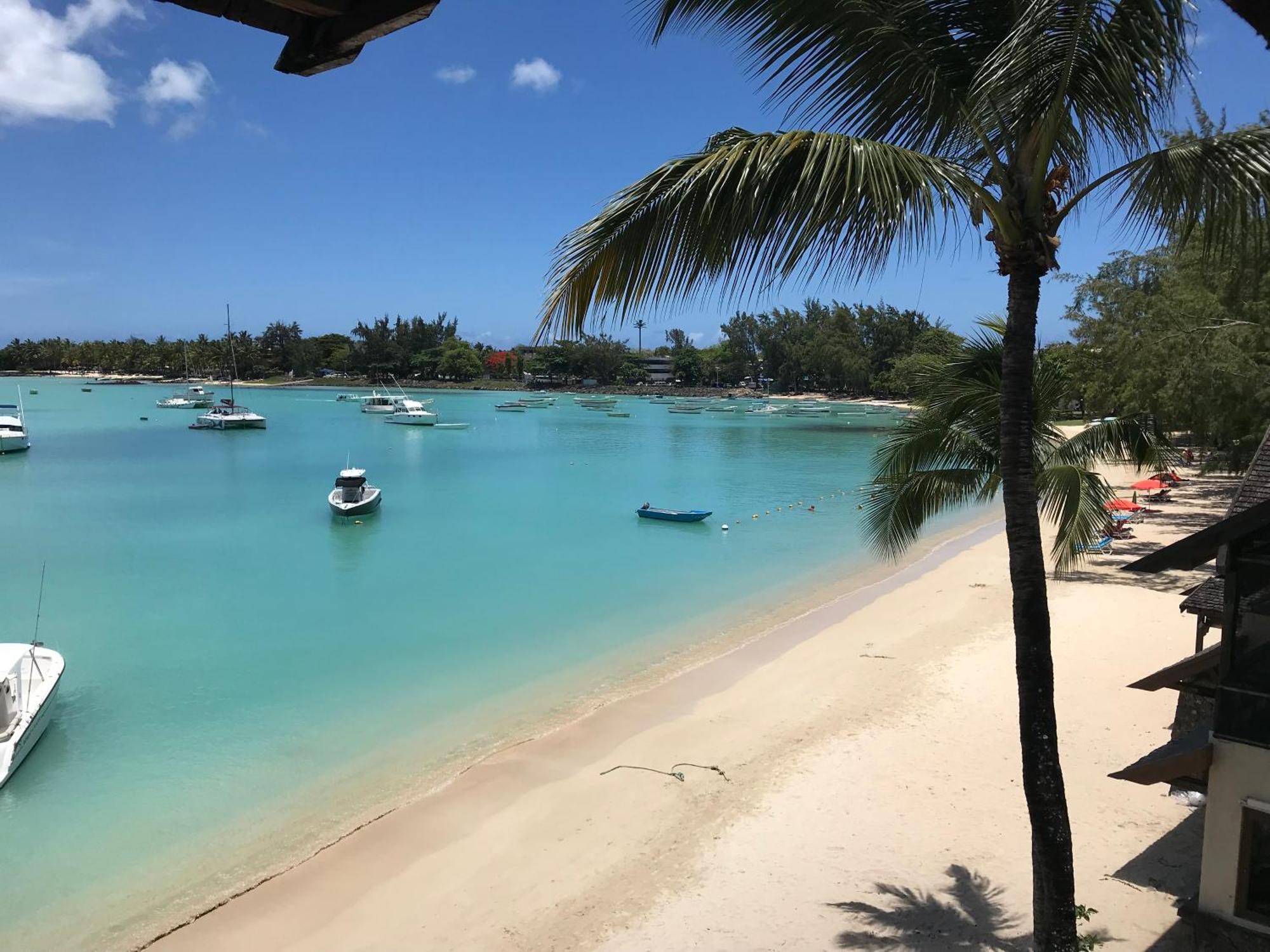 Grand Baie Beach Penthouse 外观 照片